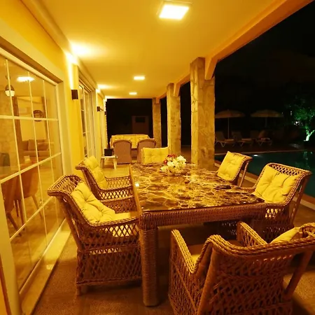 Neiva וילה פאטהיה